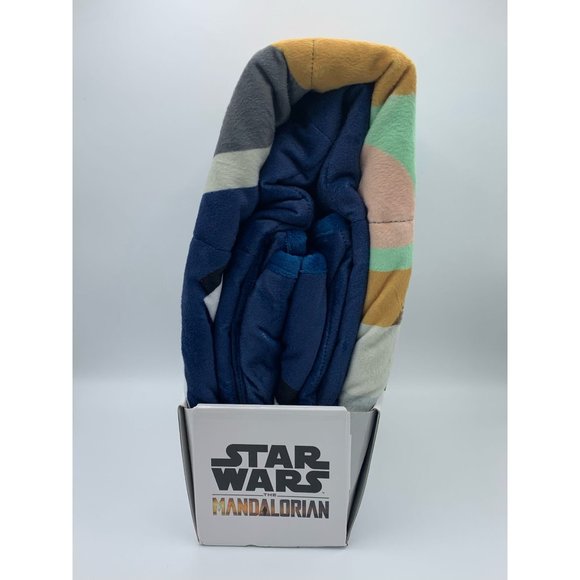 Star Wars Mandalorian "The Child" NEW Weighted Blanket 4.5lbs, NIB - Picture 4 of 9